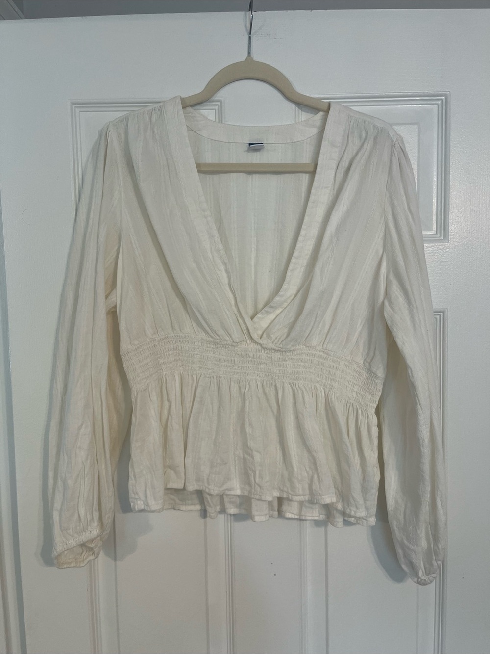 Old Navy Cream V-Neck Smocked Waist Peasant Blouse